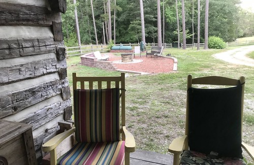 Greensboro Cabin | Got Cabin Fever? - The Pretty Petunia