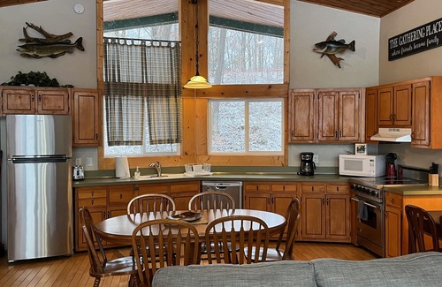 Lake Ann House | Gotaway Lodge on Lake Ann