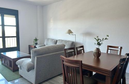 San Lorenzo Apartment | GoToSeville Torneo Apt Free Parking River Views