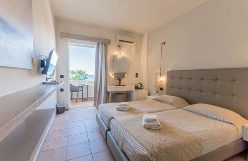 Kato Gouves Hotel | Gouves Bay by Omilos Hotels