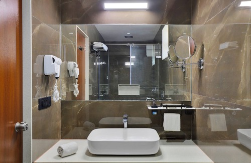 Baradia Hotel | Goverdhan Greens Resort Dwarka