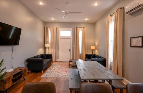 Treme Apartment | Governors Apartment Across from French Quarter