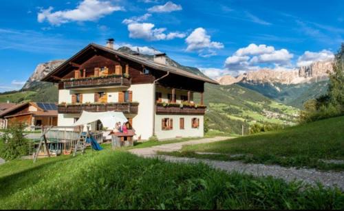 Brie Apartment | Grödnerhof Heidi