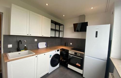 Hochheide Apartment | GrüneOase Balkon smartTV WiFi WaMa
