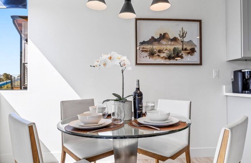 Flagstaff Apartment | Gr Canyon·Sedona passage·NAU w/2 kings· pets· EV charger