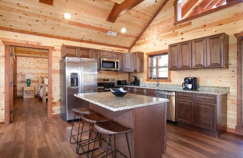 Sevierville House | Grace HideawayHUGESleeps20 Pool Hot Tub Games