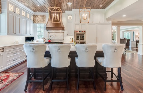 Mequon House | Grace Manor - A Poshabodes Luxury Property