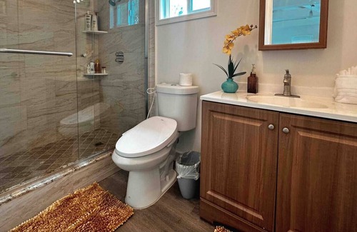 Walnut Valley House | Graceful 1B1B Home