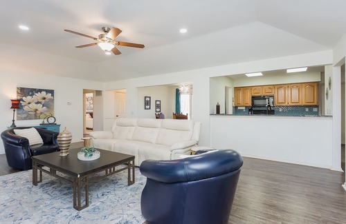Bella Vista House | Gracious living. Swing bed with golf course view. Back 40 bike trail access.
