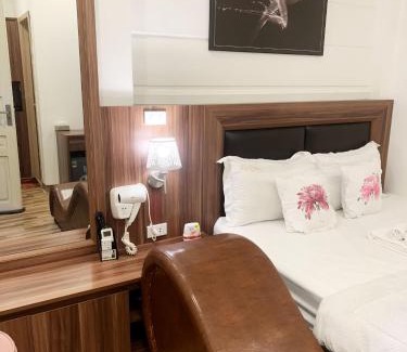 Thanh Tri Hotel | GRAD Dai Thanh Motel