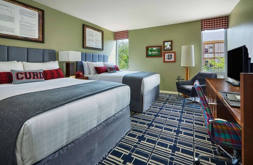 Madison Hotel | Graduate by Hilton Madison