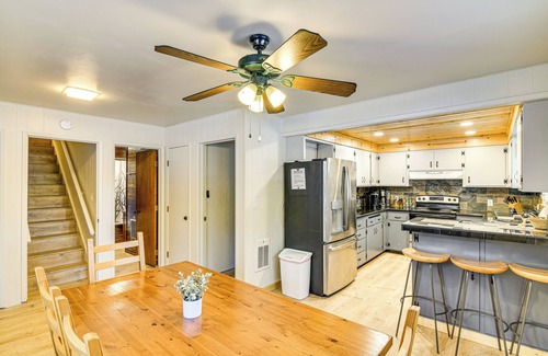 Graeagle Cabin | Graeagle Vacation Rental Cabin w/Game Room!