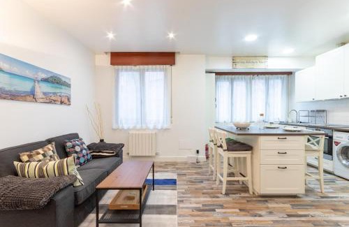 Barakaldo Apartment | Gran Bilbao VI by Aston Rentals