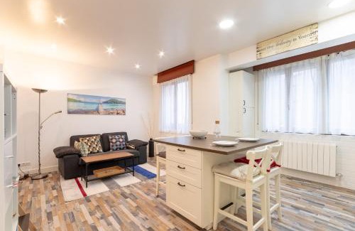 Barakaldo Apartment | Gran Bilbao VI by Aston Rentals