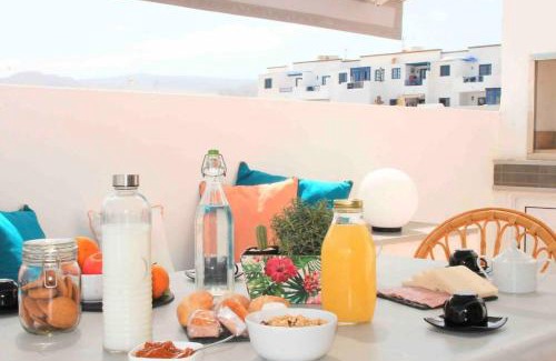 Punta Mujeres Apartment | Gran terraza, 1 minuto de las piscinas naturales
