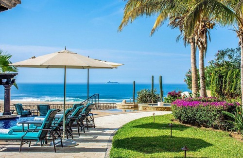 Sunset Beach House | Grand and elegant home near beach, restaurants and a Jack Nicklaus golf course.