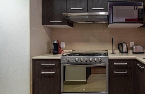 Ampliacion Granada Apartment | Grand Apartment Vive Grand by Kukun