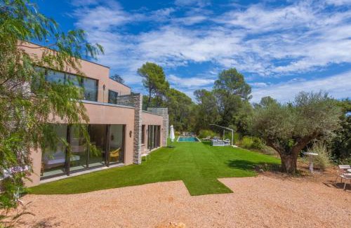 Trans-en-Provence Apartment | Grand Appartement Valeriane