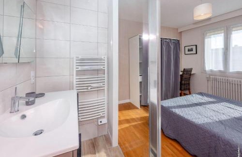Albi Apartment | Grand Appartement de Coubertin - Calme - Albi