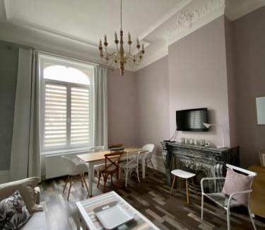 Boulogne-Centre Apartment | GRAND APPARTEMENT DE STYLE HAUSSMANNIEN