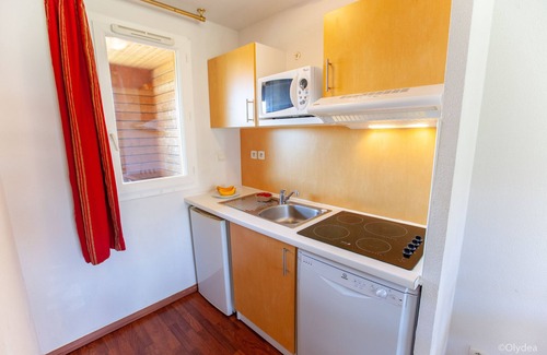 Cassen Condo | Grand Appartment | Piscines | Salle Fitness