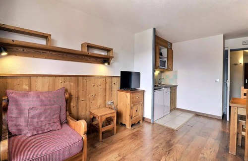La Perriere Apartment | Grand Bois A Residence - CONFORTABLE 2 PARTS, SKIS TO PIEDS AND NEAR TRADE