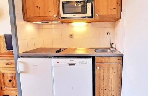 La Perriere Apartment | Grand Bois A Residence - CONFORTABLE 2 PARTS, SKIS TO PIEDS AND NEAR TRADE