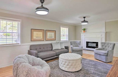 North Chesterfield House | Grand ‘Bon Air Retreat’ < 12 Miles to Downtown!