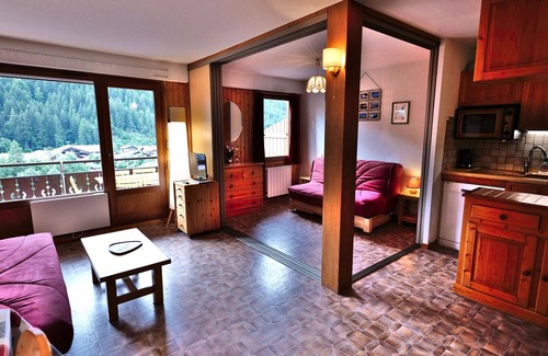 Le Grand-Bornand Apartment | Grand Bornand: 6-person apartment with balcony in village center