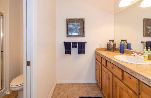Williams House | Grand Canyon Executive Stay- 15 minutes from Williams