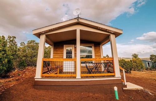 Williams House | Grand Canyon Retro Retreat