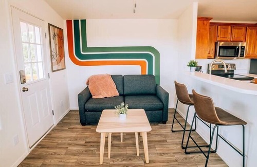 Williams House | Grand Canyon Retro Retreat