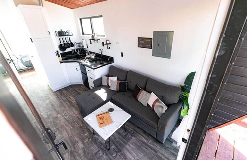 Valle House | Grand Canyon Stargazing Off-Grid Tiny Home