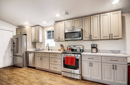 Williams House | Grand Canyon Train House -A Unique Stay!n