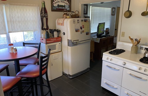 Williams House | Grand Canyon Williams Getaway Guesthouse