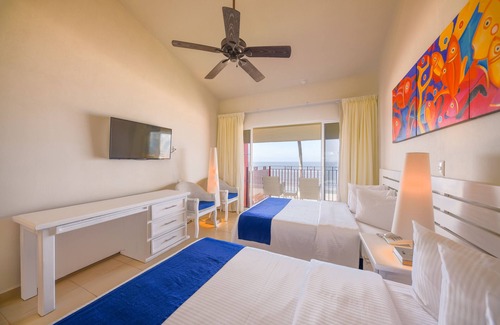 Bucerias Resort | Grand Decameron Complex Bucerias, A Trademark All Inclusive