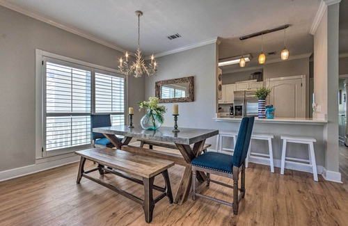 Crystal Shores House | Grand Destin Getaway - Walk a Block to the Beach!
