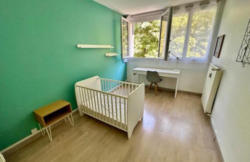 Valence Apartment | Grand et Bel appartement 6 personnes