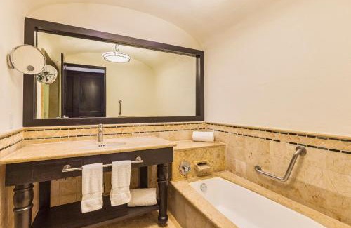 Cabo San Lucas Resort | Grand Fiesta Americana Los Cabos All Inclusive Golf & Spa