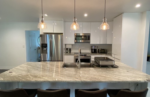 Mount Pleasant House | Grand Getaway - 5 Miles to Beach, Huge Yard, Tons of Space + Gym!