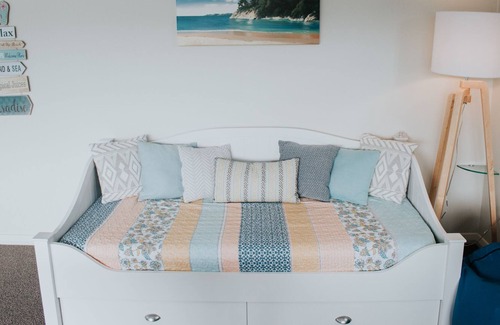 Waikawa Bay House | Grand Getaway