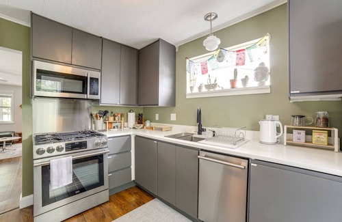 Grand Haven House | Grand Getaway | Solo Travel or Romantic Getaway