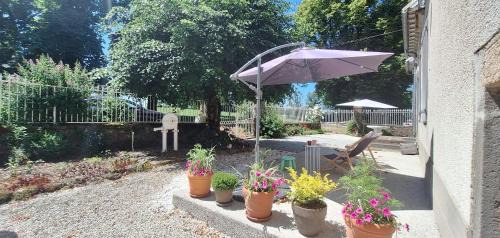 Ally House | Grand gite familial 5 chambres à Ally, dans le Cantal à côté de Salers