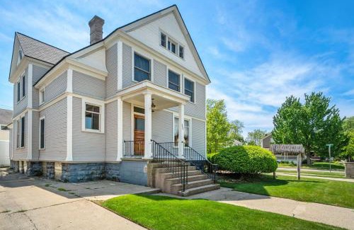 Grand Haven Apartment | Grand Harbor Apartments 3 - 200