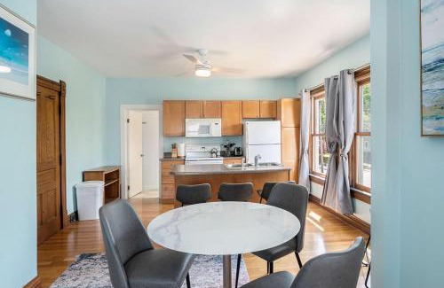 Grand Haven Apartment | Grand Harbor Apartments 3 - 200