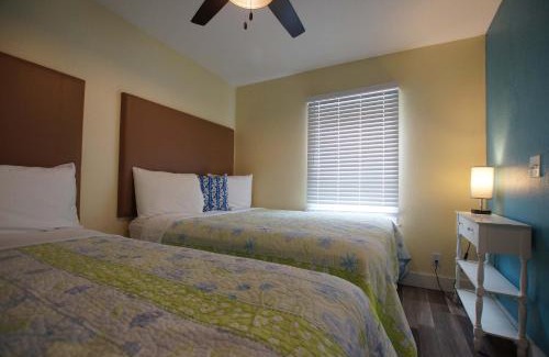 Grand Haven Apartment | Grand Harbor Apartments 209 Clinton Unit 2