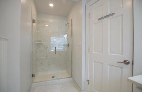 Grand Haven Apartment | Grand Harbor Apartments 209 Clinton Unit 2