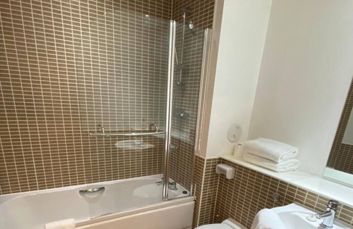 Newhaven Apartment | Grand Harbour Apartments