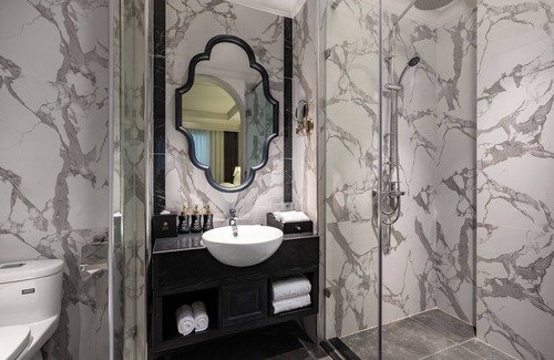 Hang Trong Hotel | GRAND HOTEL du LAC Hanoi