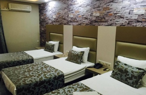 Antalya City Centre Hotel | Grand Kayalar Otel